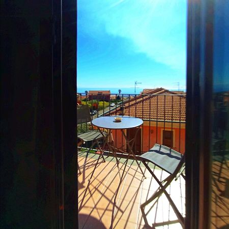 B&B Alle Falde Dell'Etna ซัฟเฟรานา เอตเนอา ภายนอก รูปภาพ